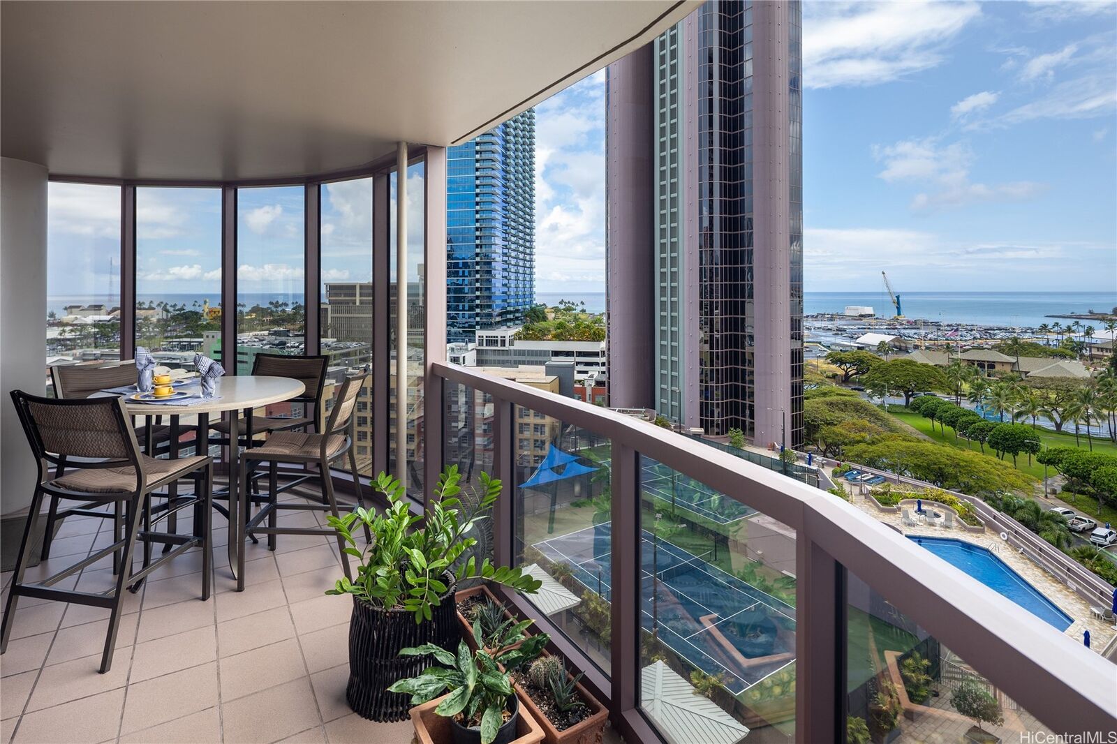 Property Photo:  425 South Street 1401  HI 96813 