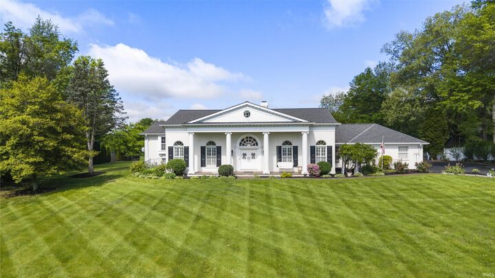 Property Photo: 1711 Old Plank Road IN 47630-8157