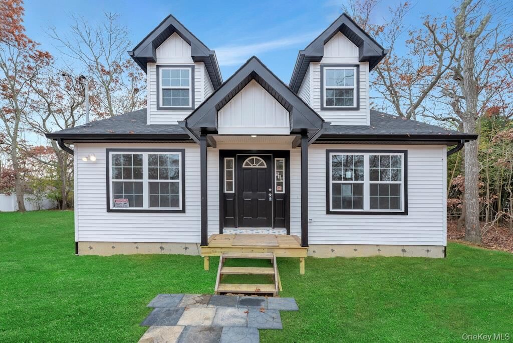 Property Photo:  514 Neighborhood Road  NY 11967 