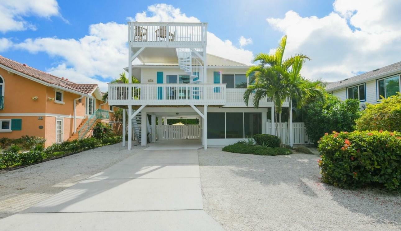 Property Photo: 113 8th Street S FL 34217