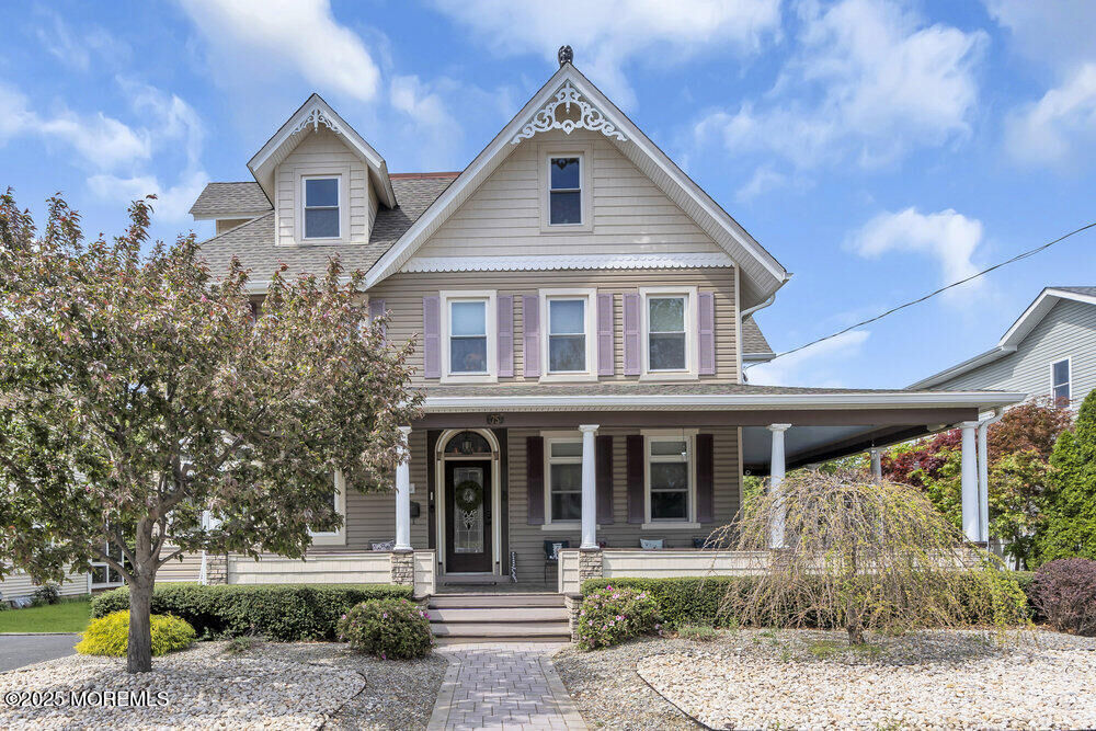 Property Photo:  75 Elizabeth Street  NJ 07735 