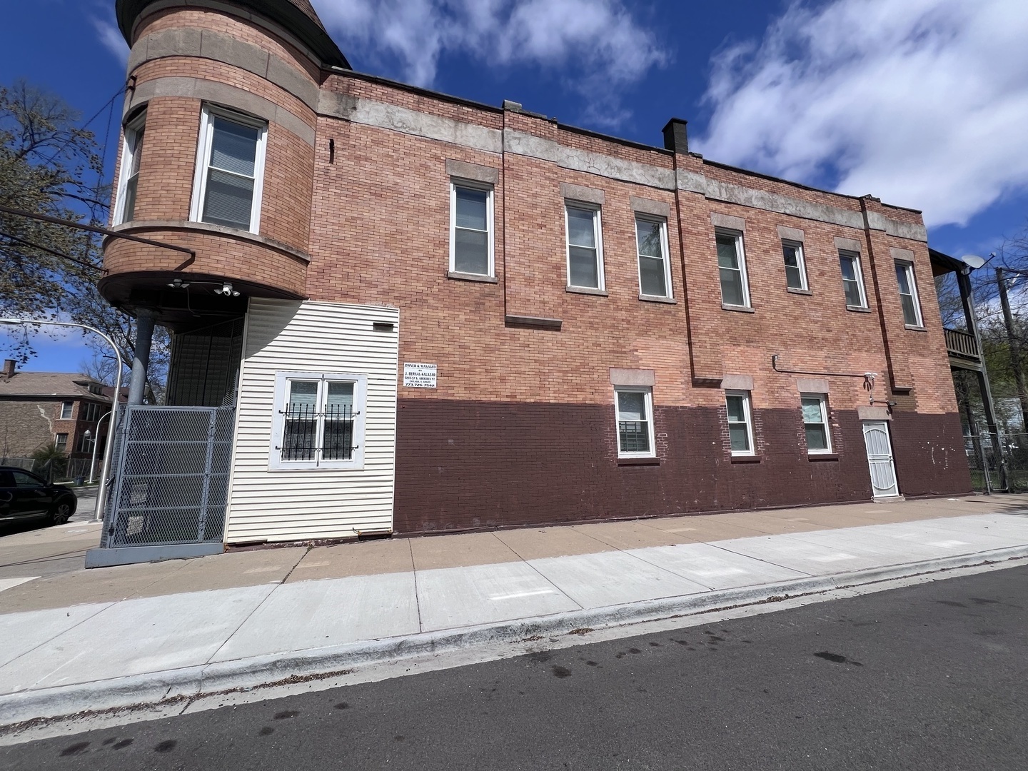 Property Photo: 5257 S Aberdeen Street 1S IL 60609
