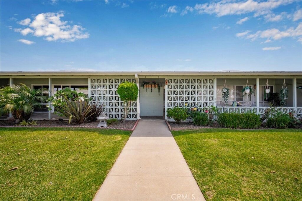 Property Photo: 1420 Skokie 84E CA 90740