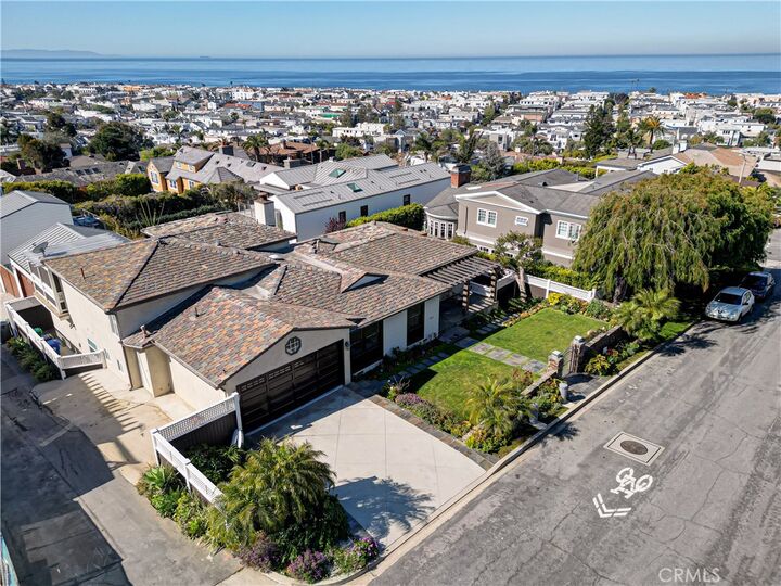 Property Photo: 812 8th Street CA 90266