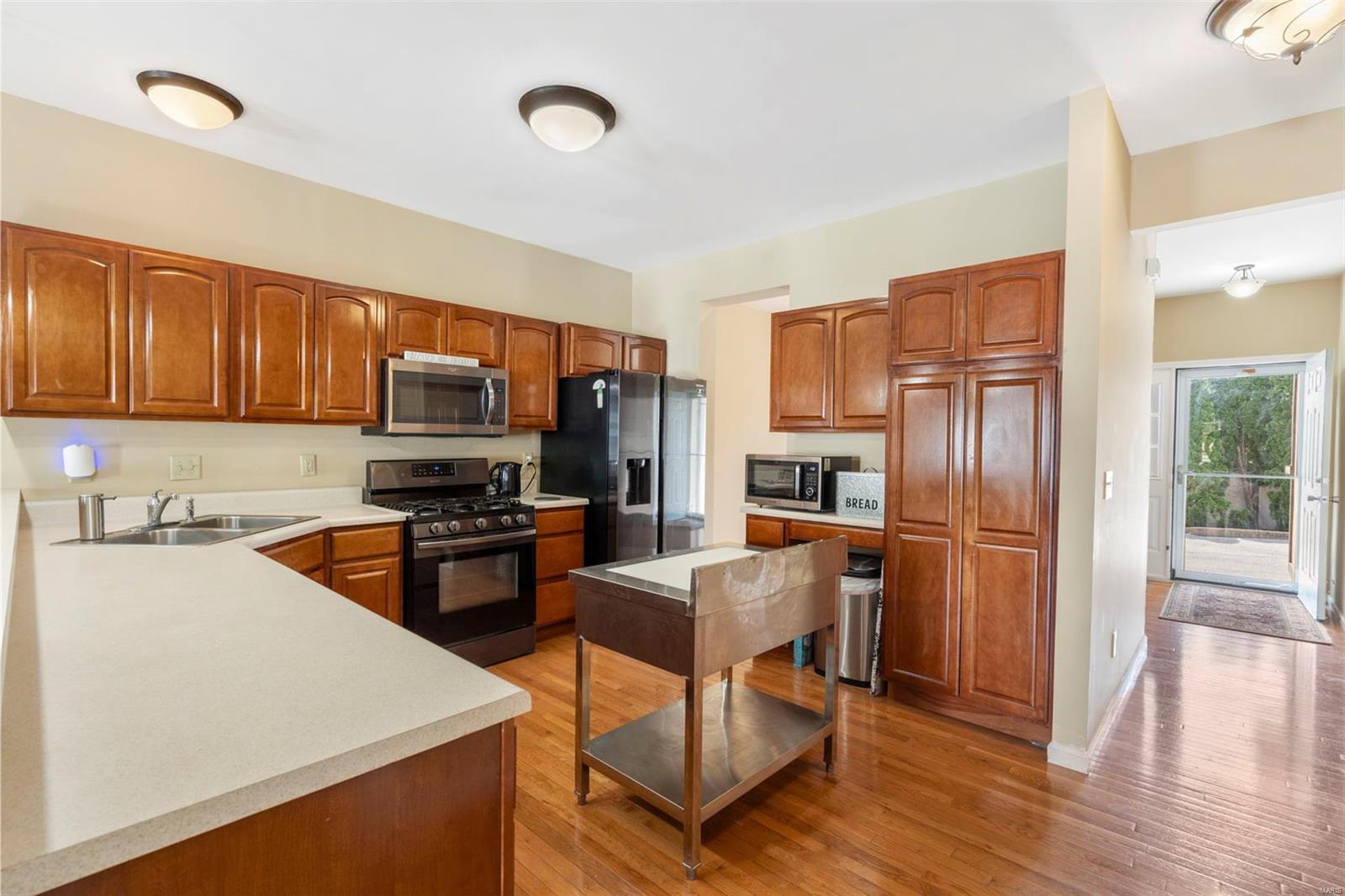 Property Photo: 627 Rosetta Drive M1 MO 63031