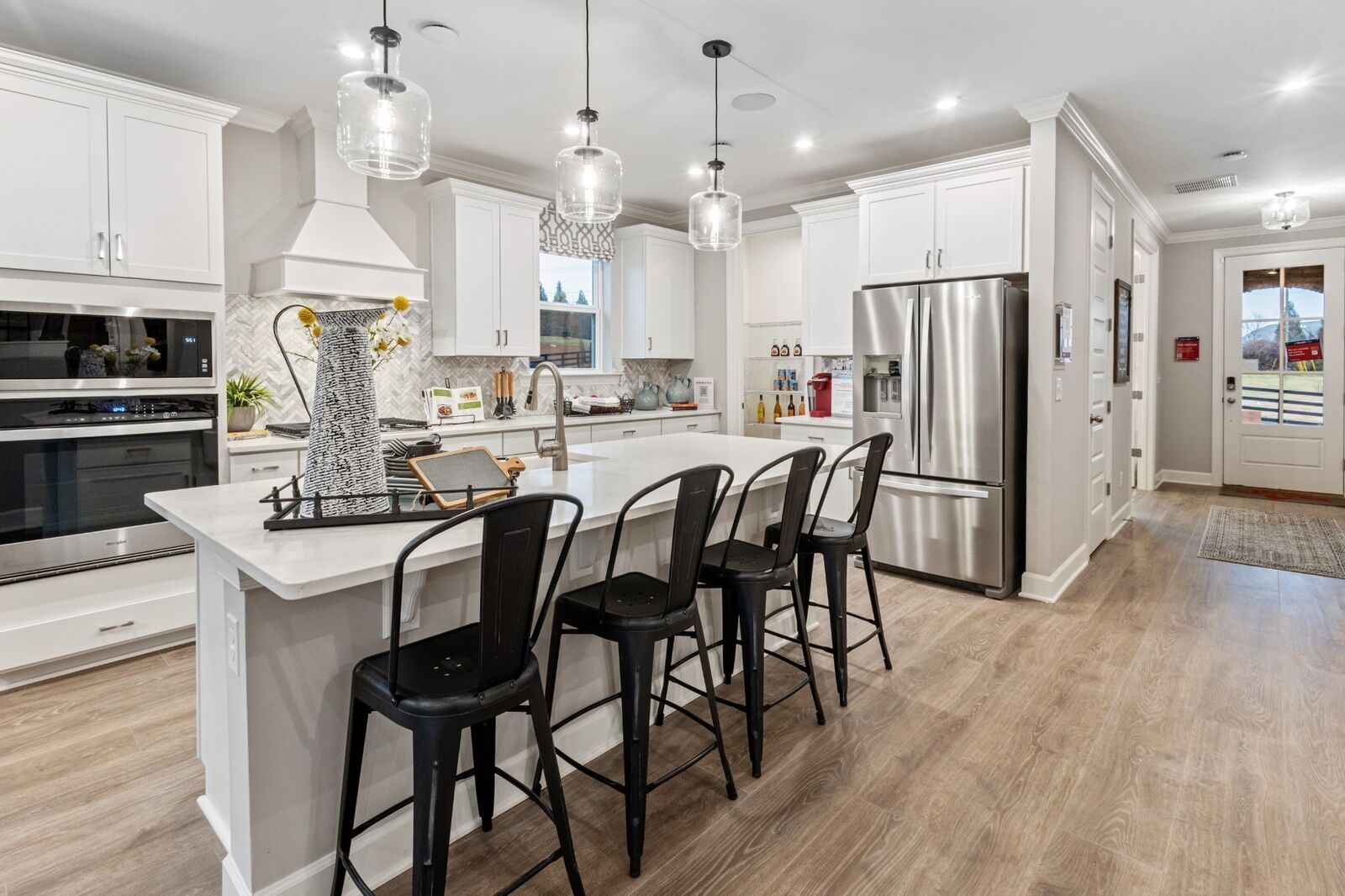 Property Photo: 1056 Sycamore Estates TN 37211
