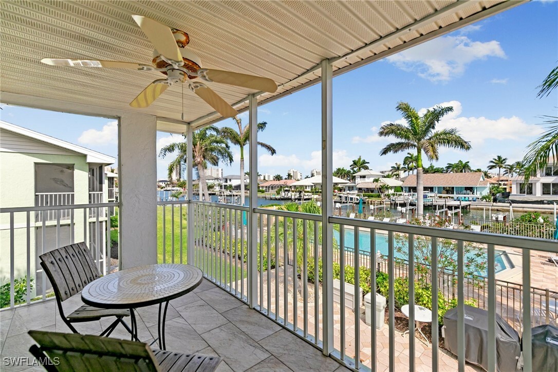 Property Photo: 860 Panama Court 211 FL 34145
