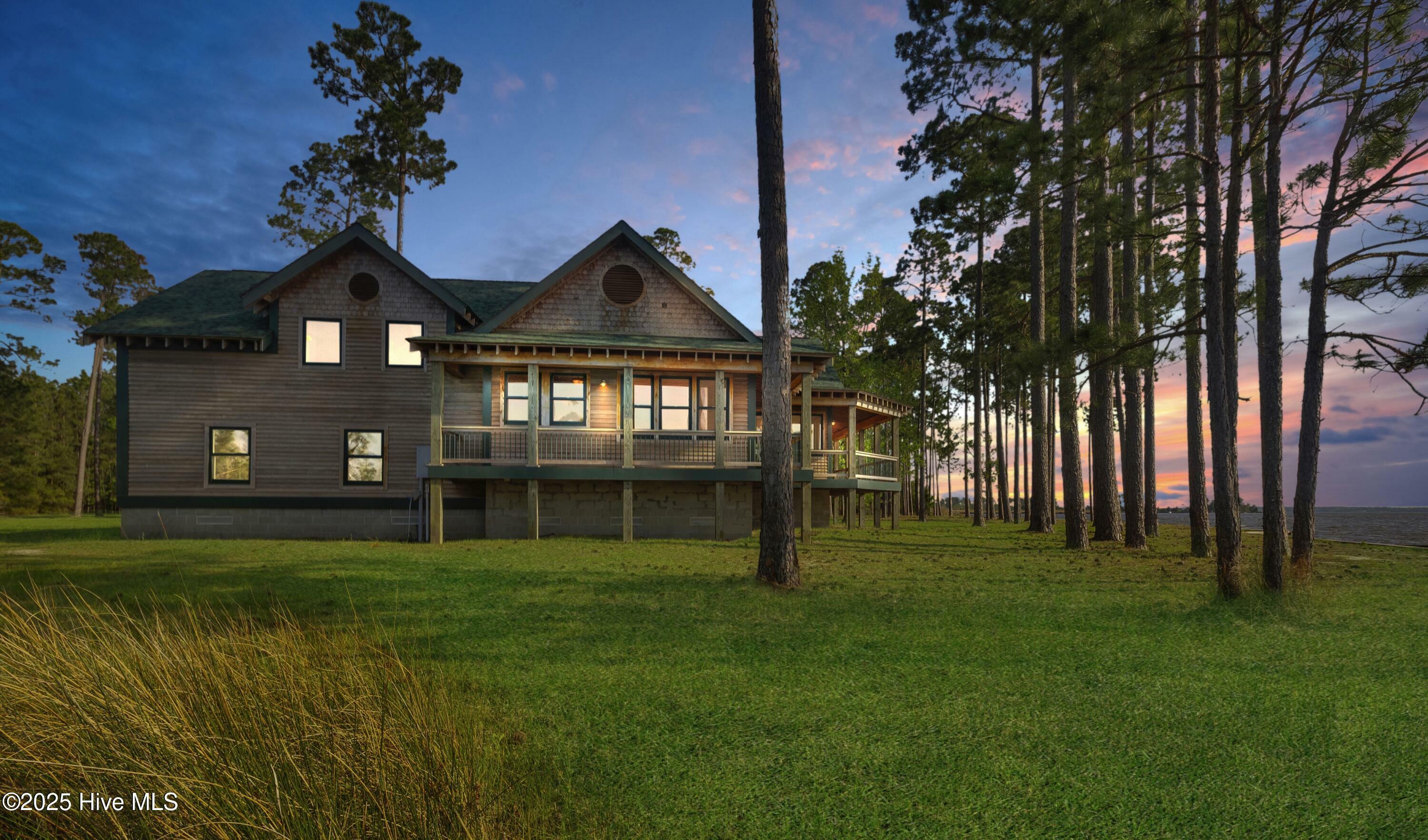 Property Photo: 885 Waterview Drive NC 28560
