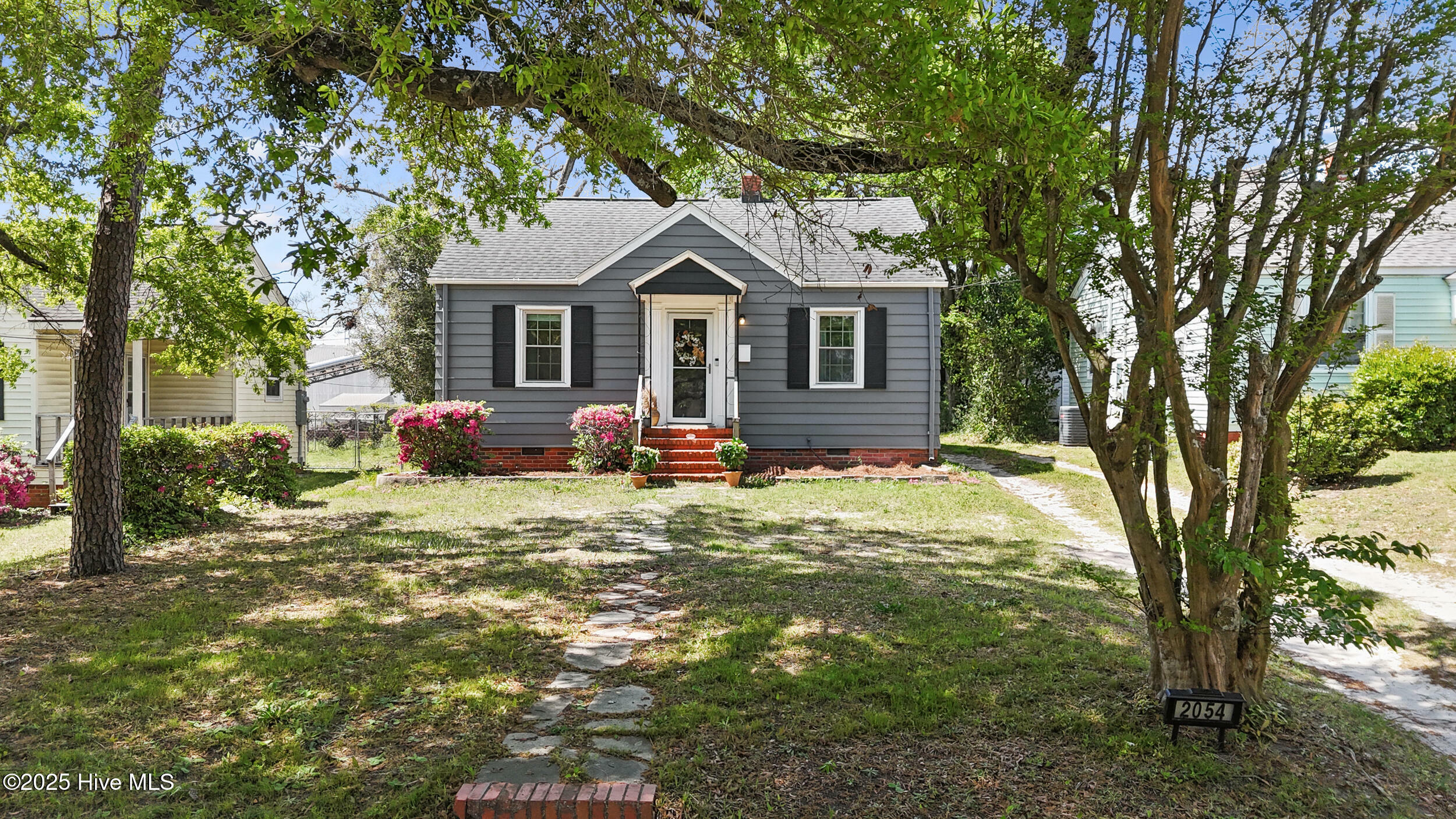 Property Photo: 2054 Burnett Boulevard NC 28401