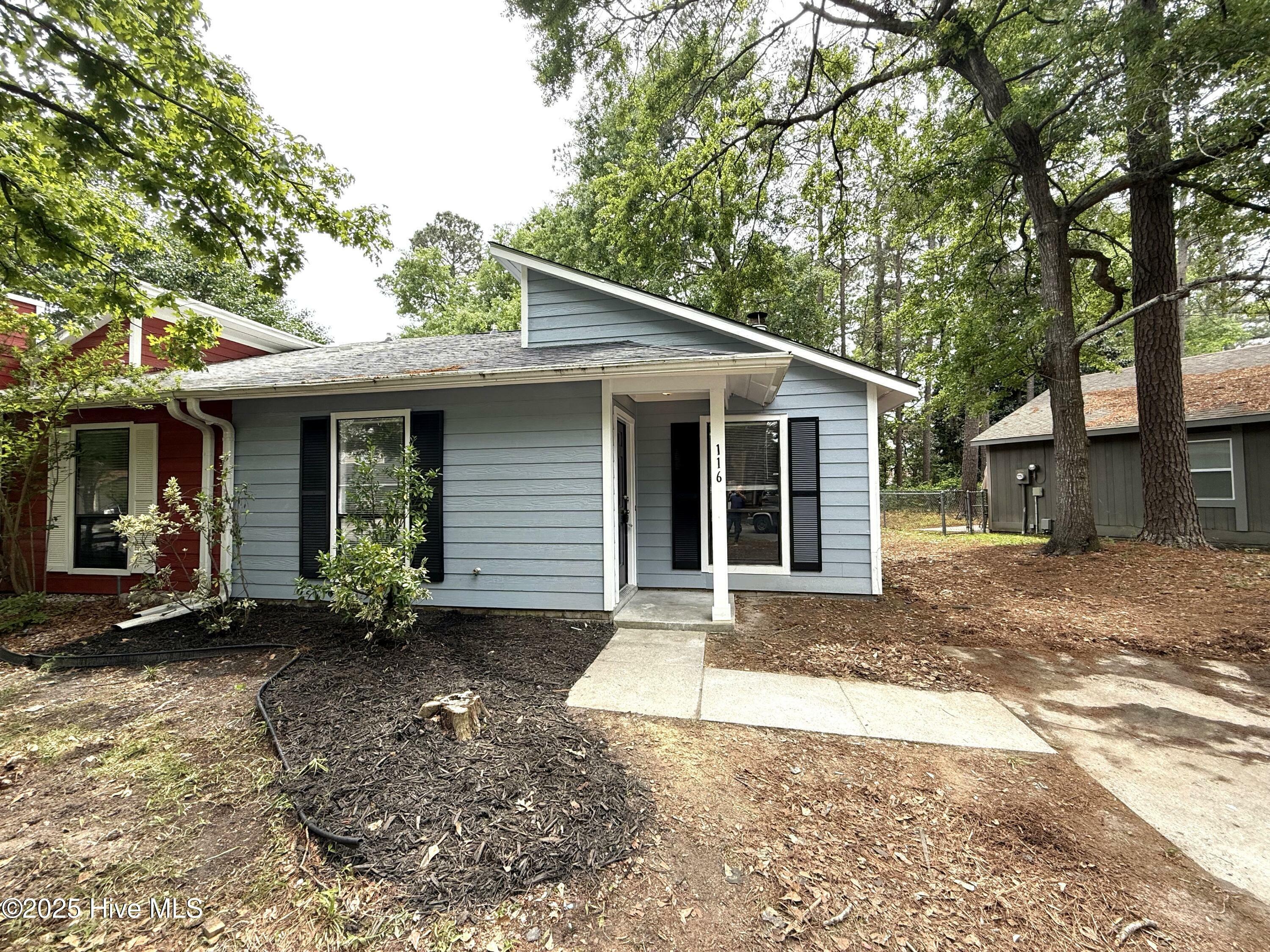 Property Photo: 116 Twinwood Drive NC 28546