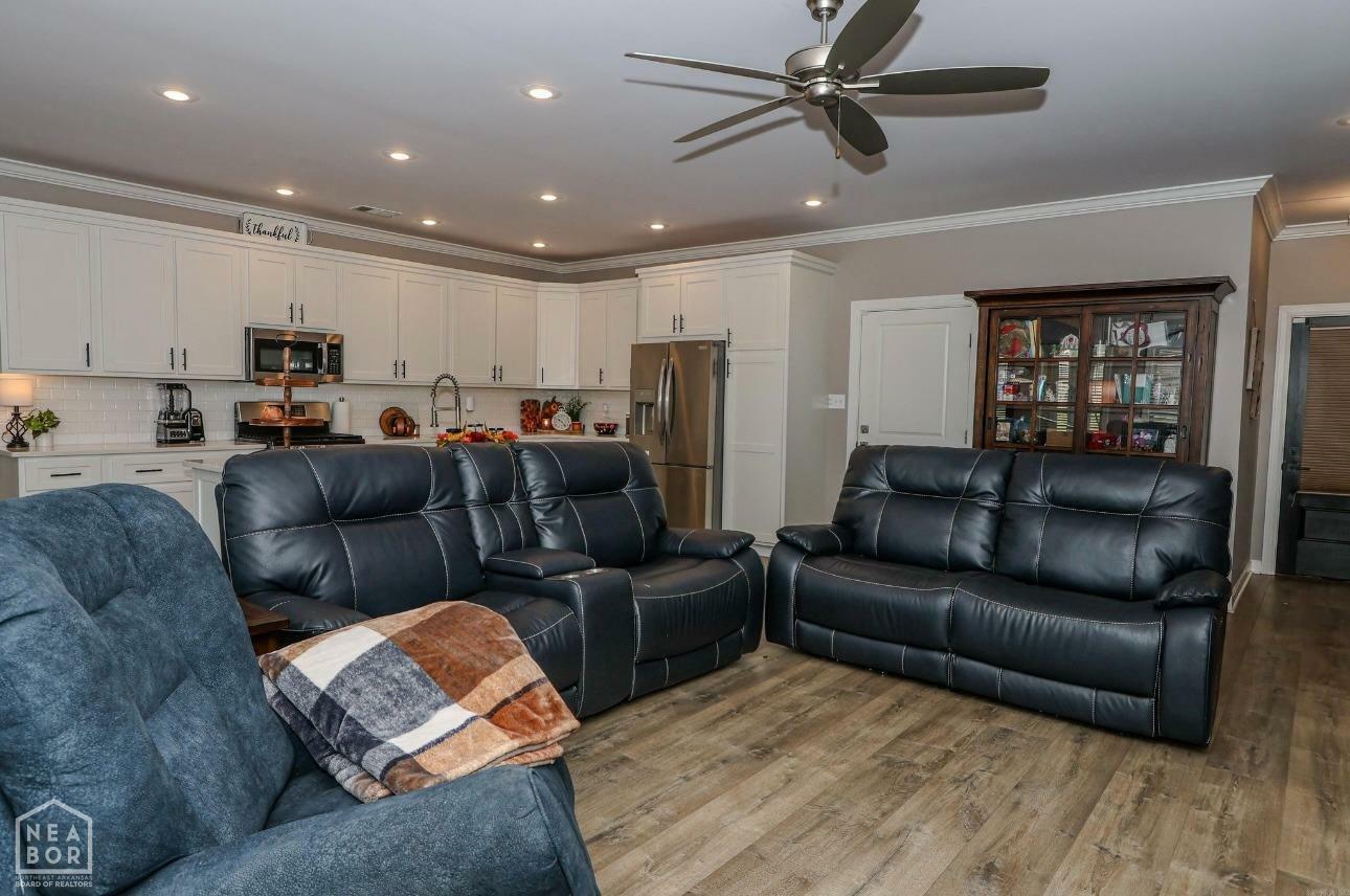 Property Photo: 111 Hidden Creek Dr. AR 72417