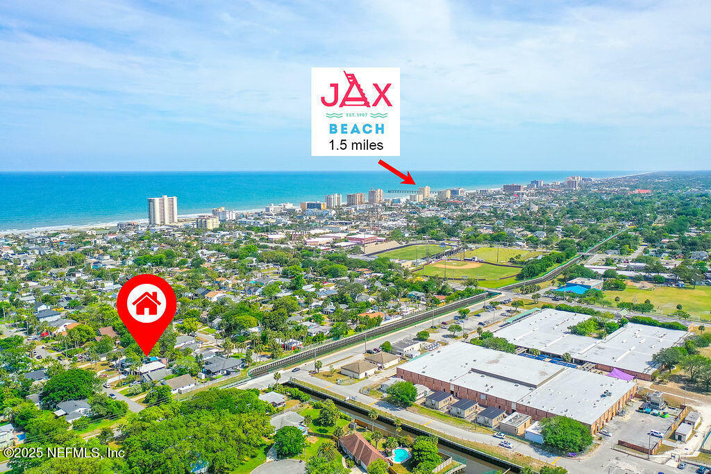 Property Photo: 573 Oleander Street FL 32266