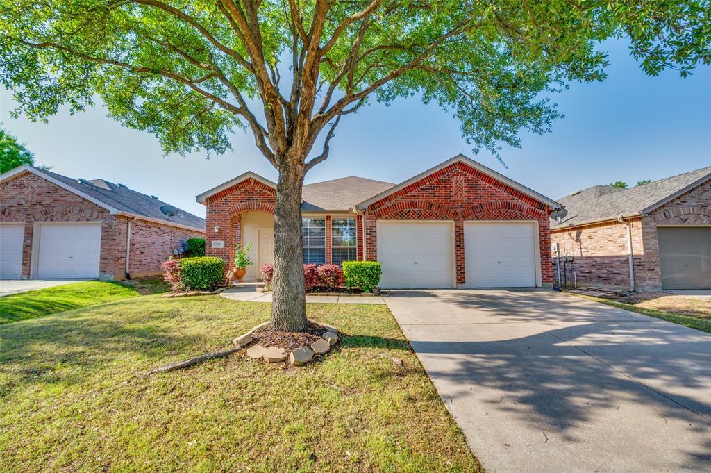 926 Swift Drive  Aubrey TX 76227 photo
