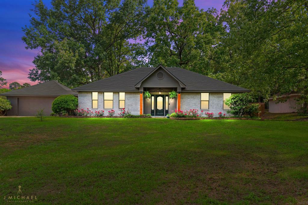 6105 Shadow Wood Drive  Shreveport LA 71107 photo