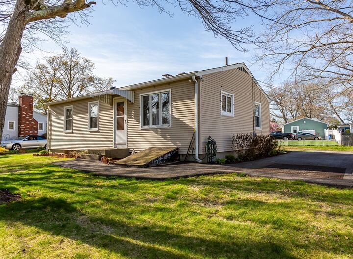 Property Photo:  16 Holly Tree Lane  MA 02745 