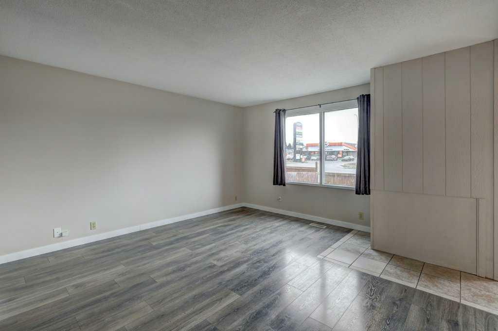Photo de la propriété: 519 64 Street NE 1 AB T2K 2M7