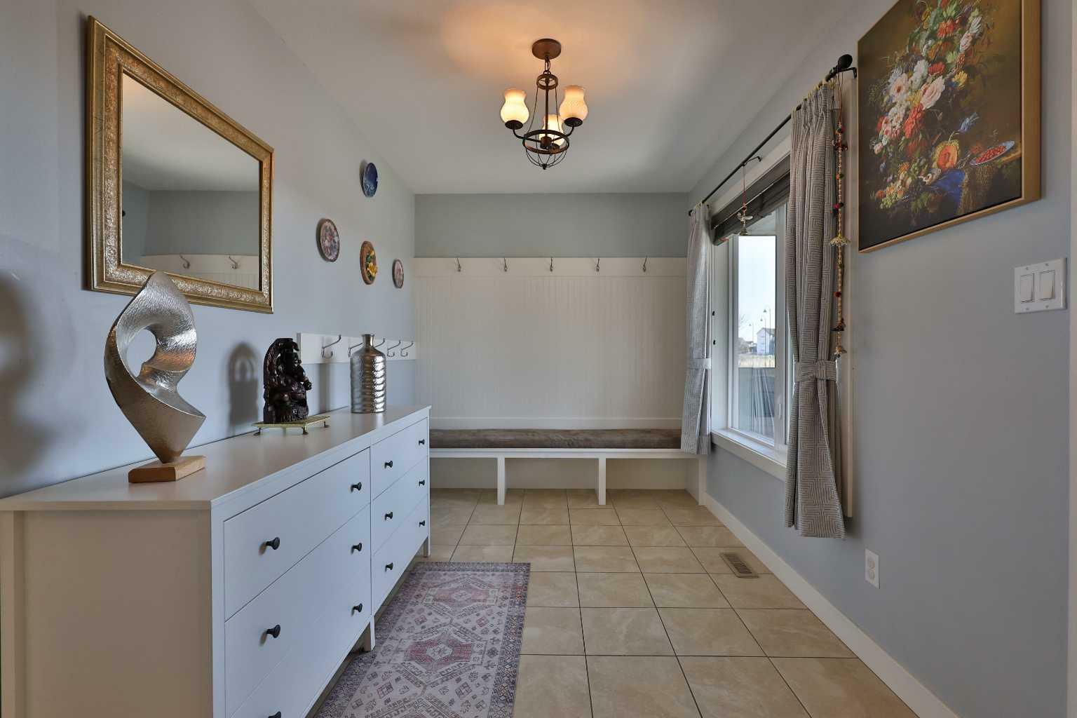 Property Photo: 541 Aquitania Boulevard W AB T1J 5G7