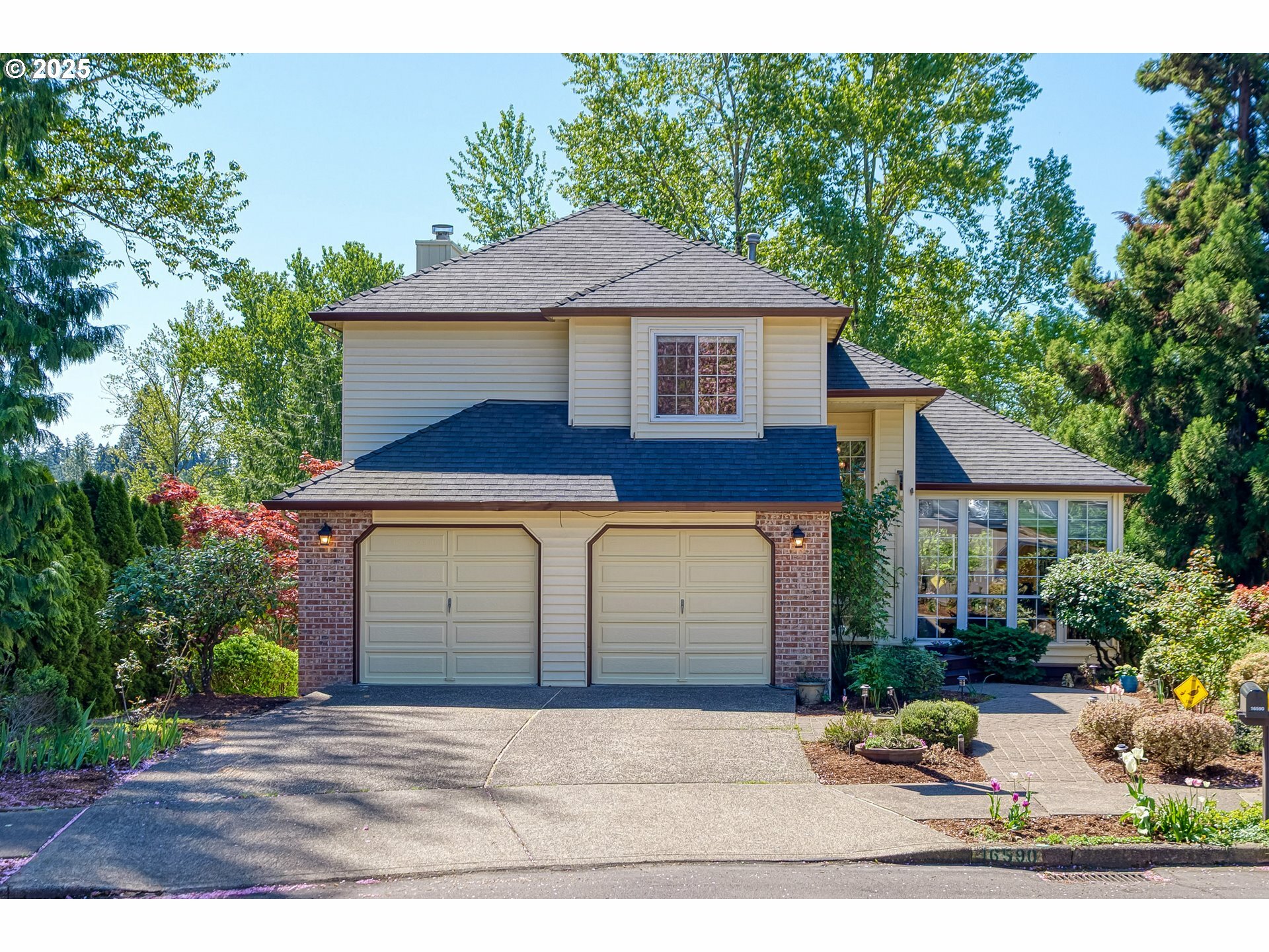 16590 SW 93rd Ave  Portland OR 97224 photo