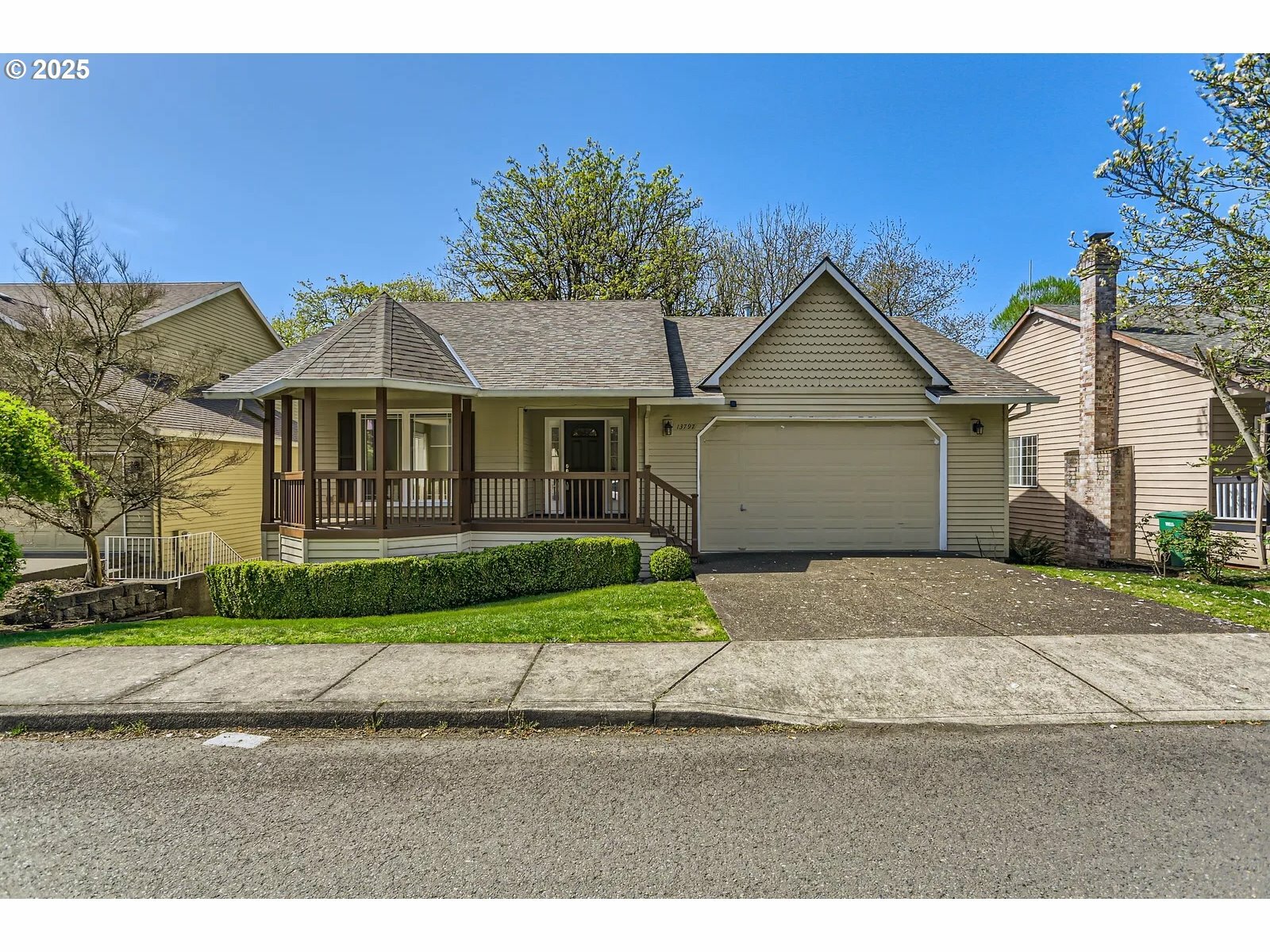 13797 SE 141st Ave  Clackamas OR 97015 photo