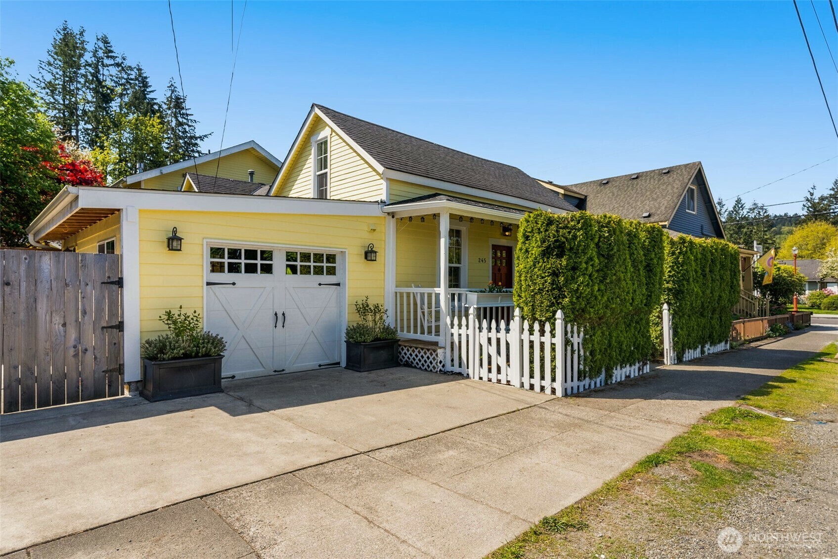 245 SE Bush Street  Issaquah WA 98027 photo