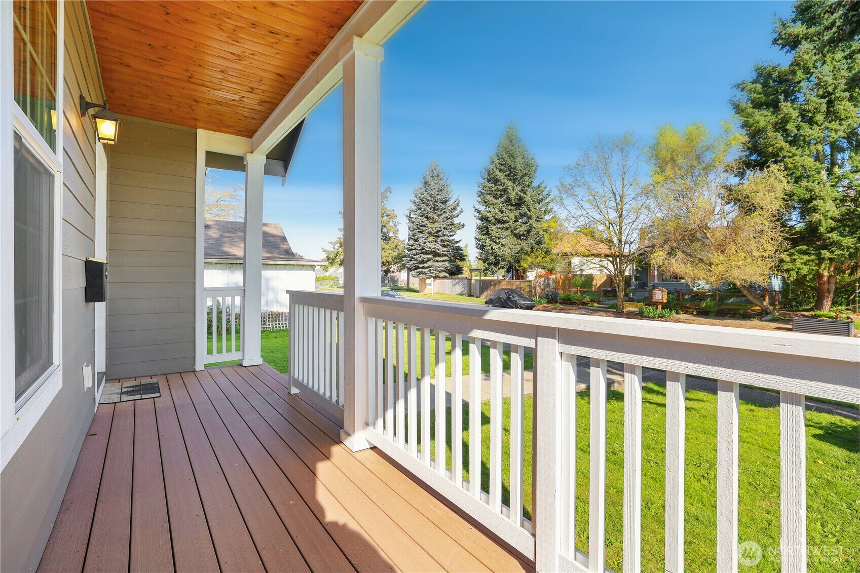 Property Photo: 2518 S Melrose Street WA 98405