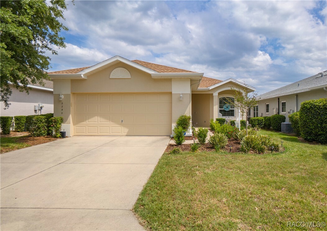 Property Photo: 2295 N Andrea Point FL 34461