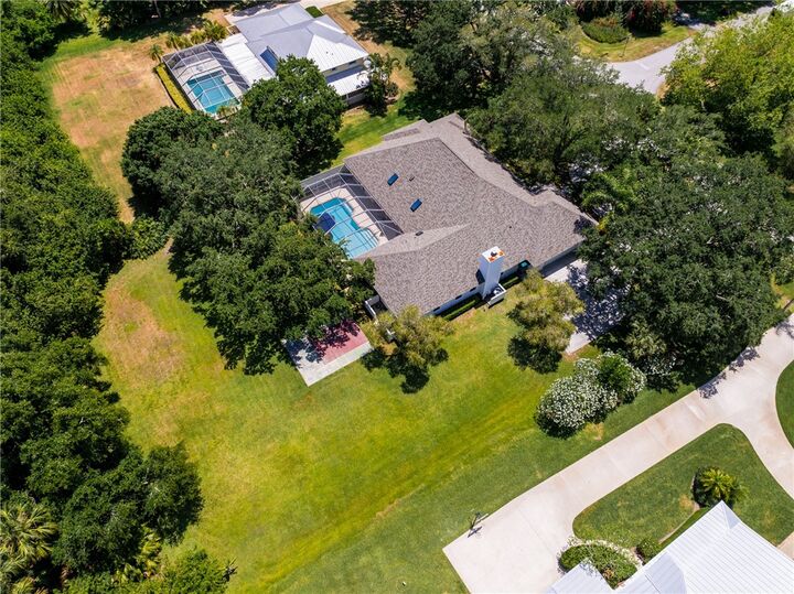 Property Photo:  4900 13th Lane  FL 32966 