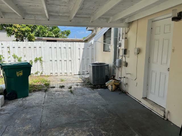 Property Photo: 1164 NW 45th Avenue FL 33313
