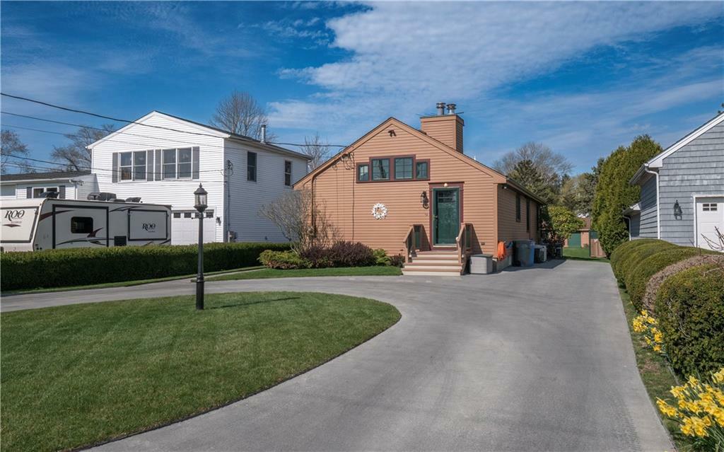Property Photo: 46 Berkeley Court RI 02842