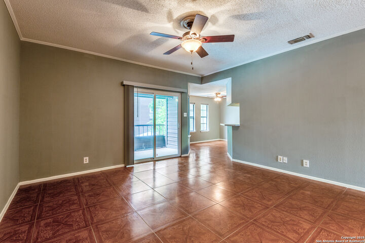 Property Photo:  4212 Medical 1404  TX 78229 