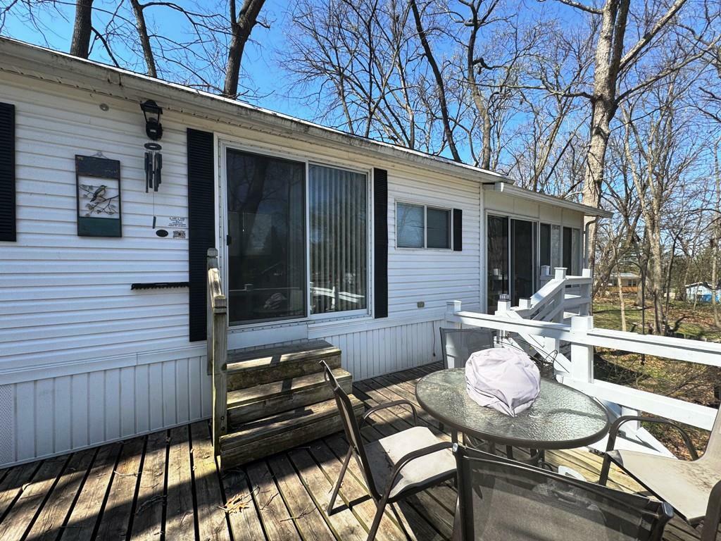 Property Photo: 246 Leisure Way WI 53534