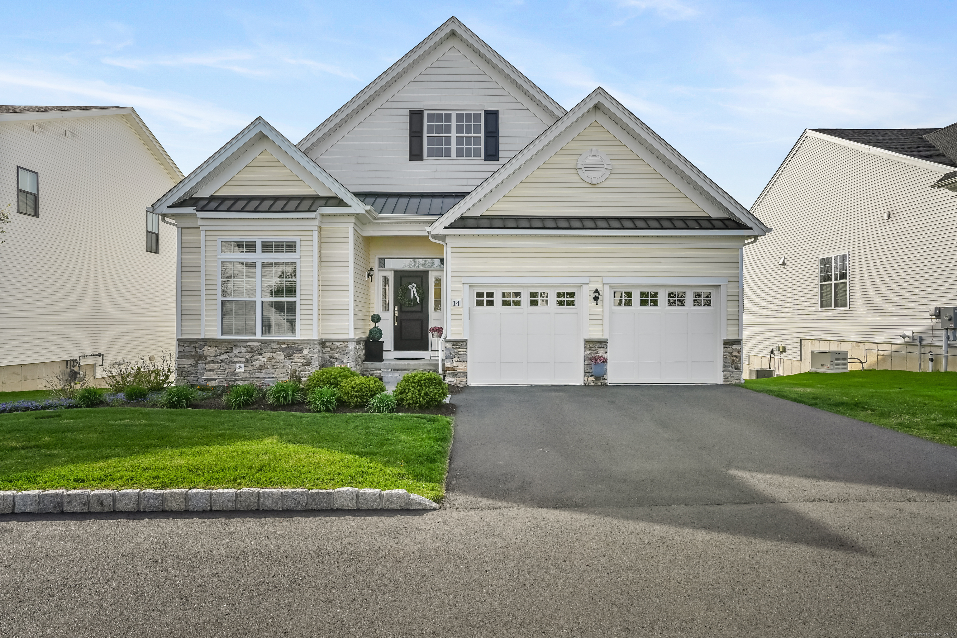 Property Photo: 14 Enclave Circle 14 CT 06470