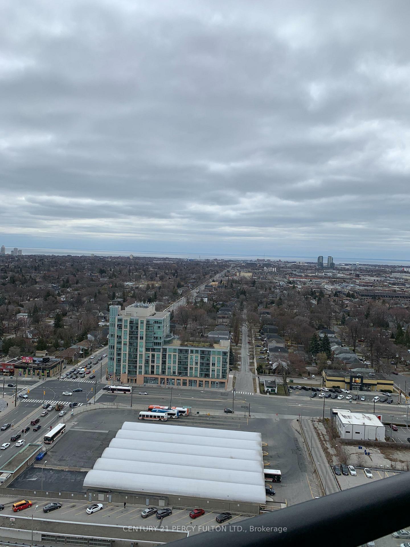 Photo de la propriété: 7 Mabelle Avenue 2508 ON M9A 0C9