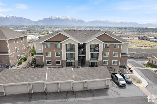 Property Photo: 2153 N Springtime Dr UT 84045