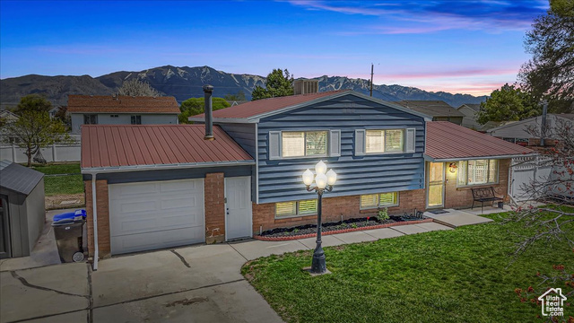 Property Photo: 105 S 600 W UT 84337