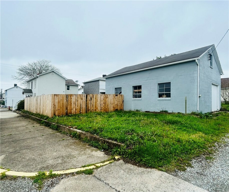 Property Photo: 1300 Ridge Ave PA 15650