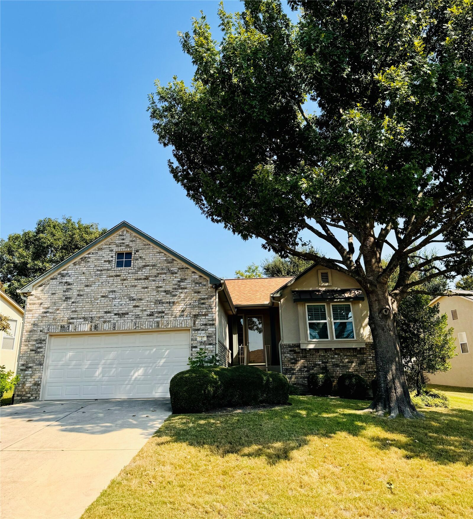 Property Photo: 127 Verbena TX 78633