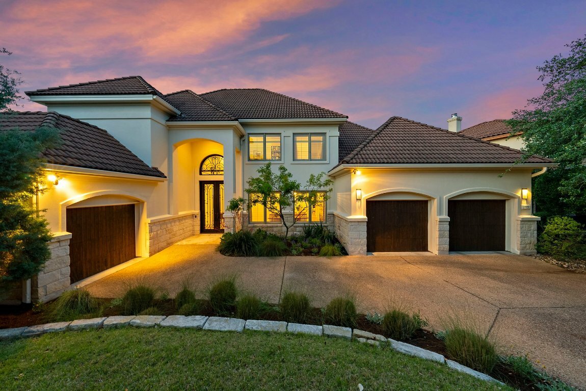 7921 West Rim Drive  Austin TX 78731 photo