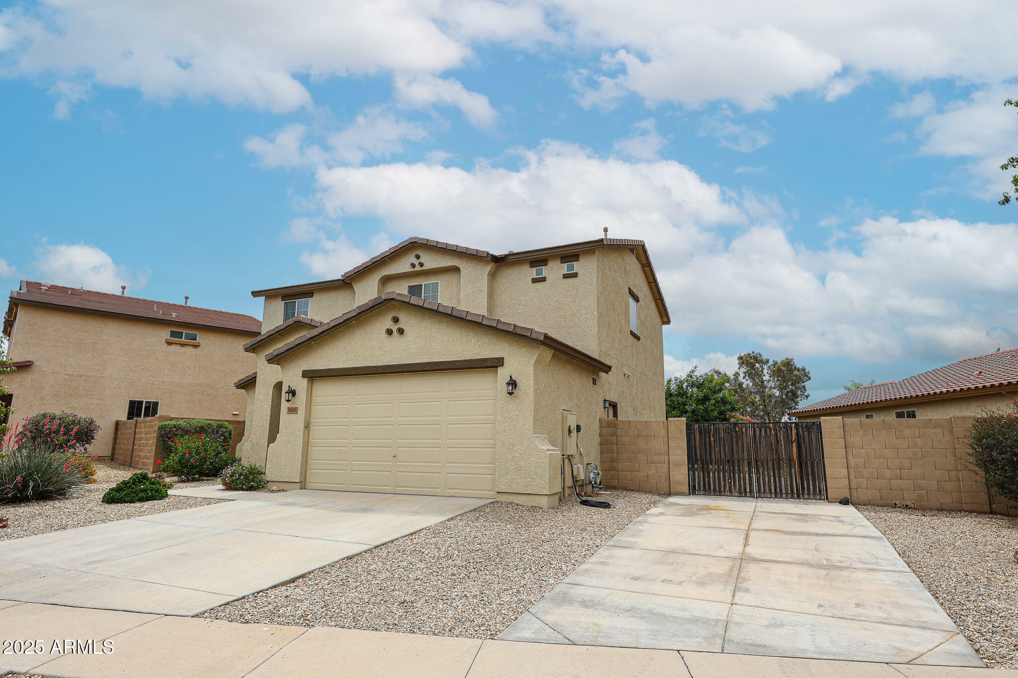 Property Photo: 17681 W Molly Lane AZ 85387