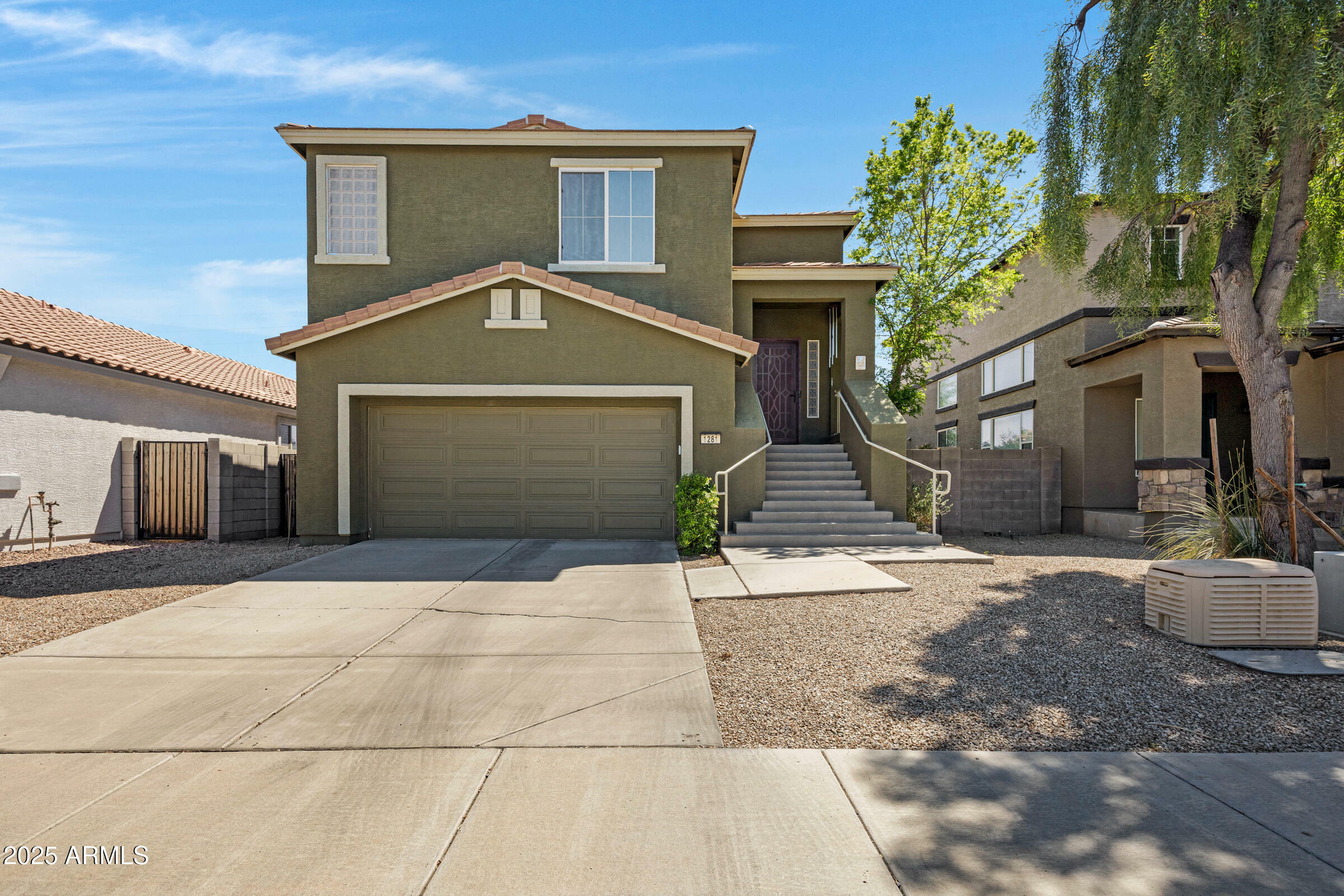 1281 E Frances Lane  Gilbert AZ 85295 photo