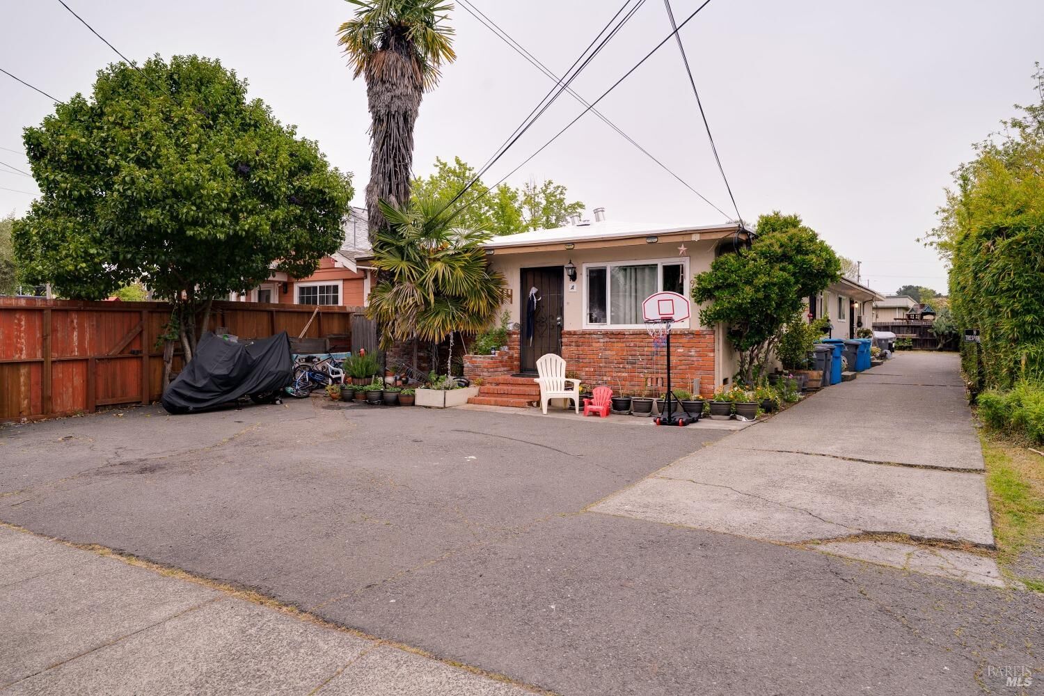 Property Photo: 914 Deturk Avenue CA 95404