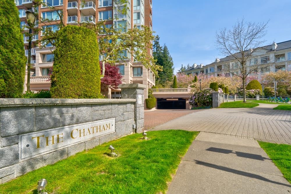 Property Photo: 5775 Hampton Place 301 BC V6T 2G6
