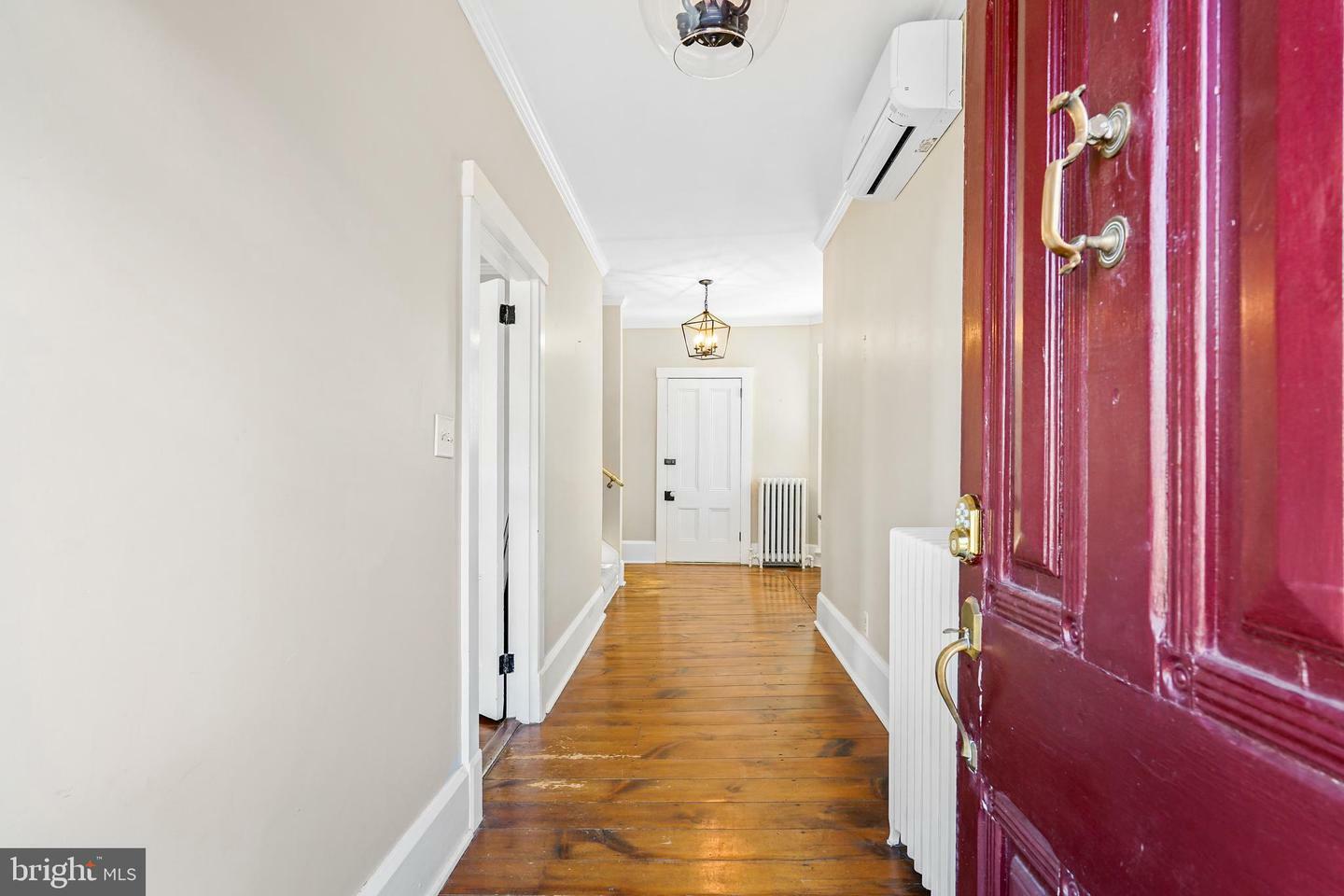 Property Photo: 306 Bohemia Avenue MD 21915