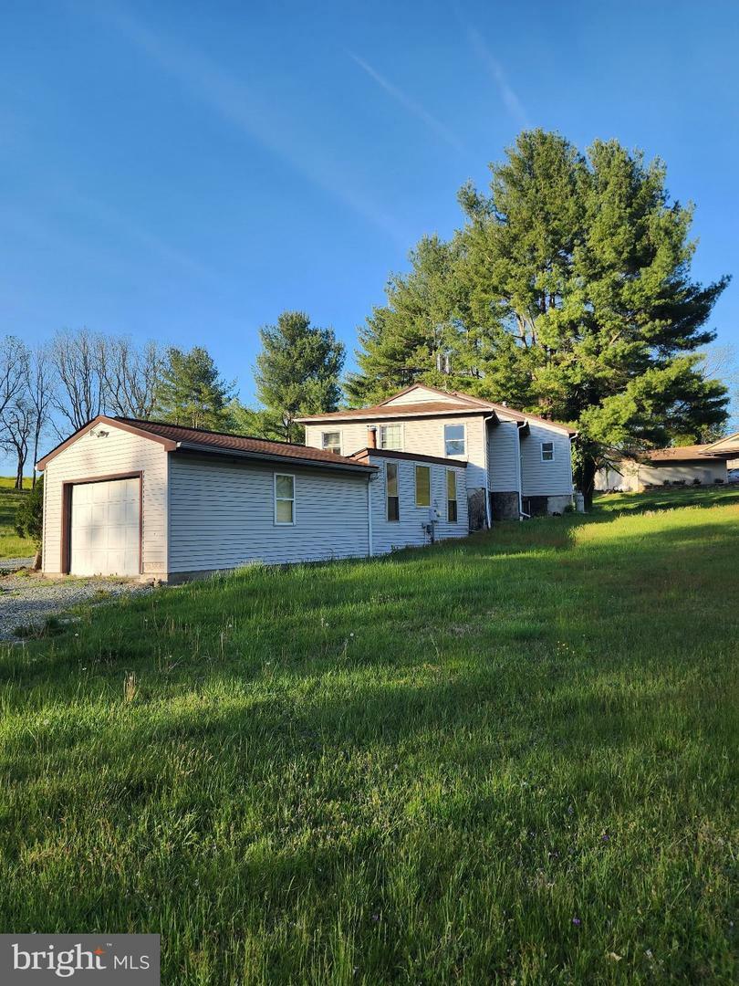 Property Photo: 466 Kirks Mill Road PA 19362
