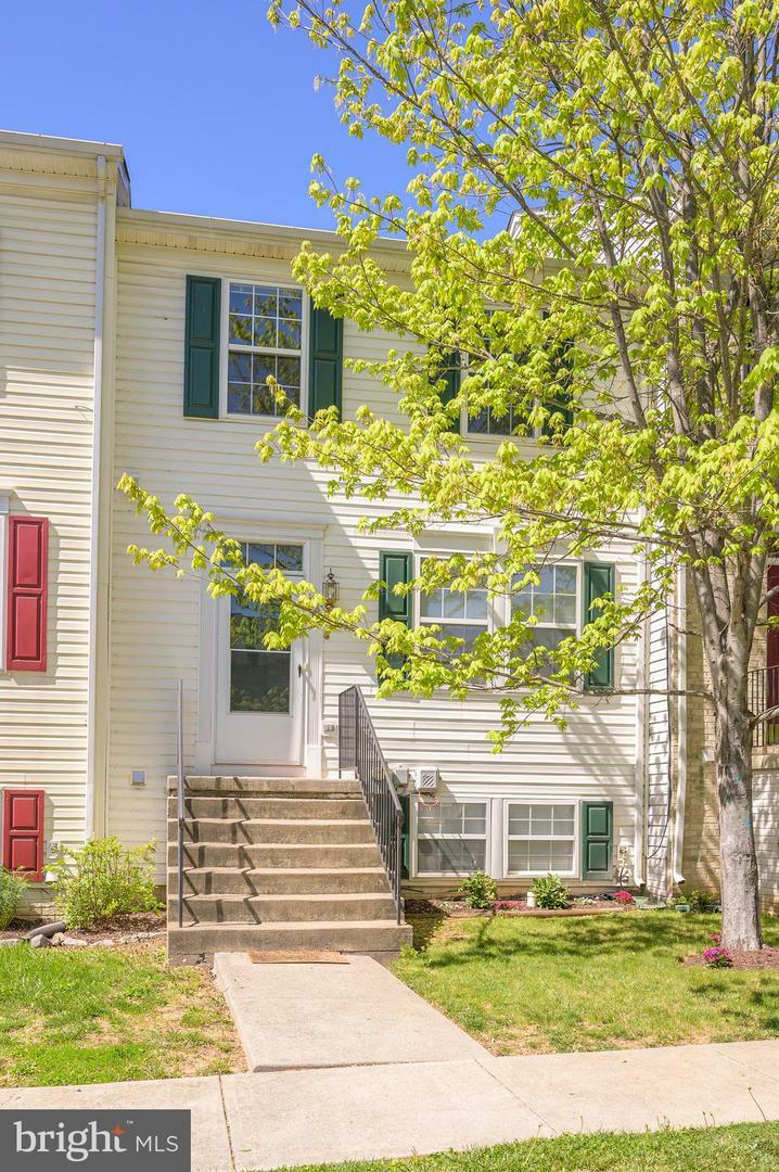 Property Photo: 26 Sagewood Street WV 25414