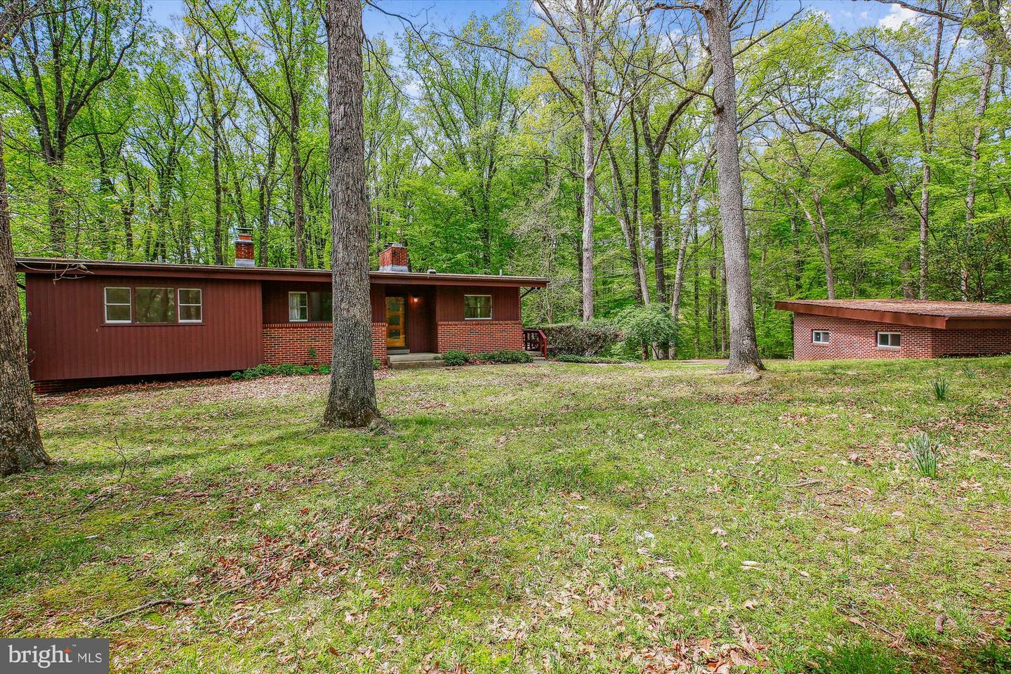 Property Photo: 11621 Springridge Road MD 20854