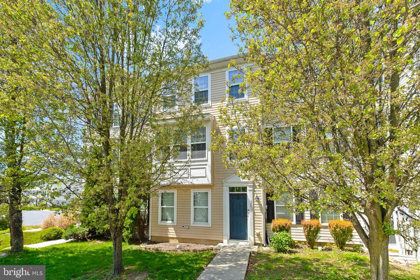 Property Photo: 320 Pennshire Drive PA 17603