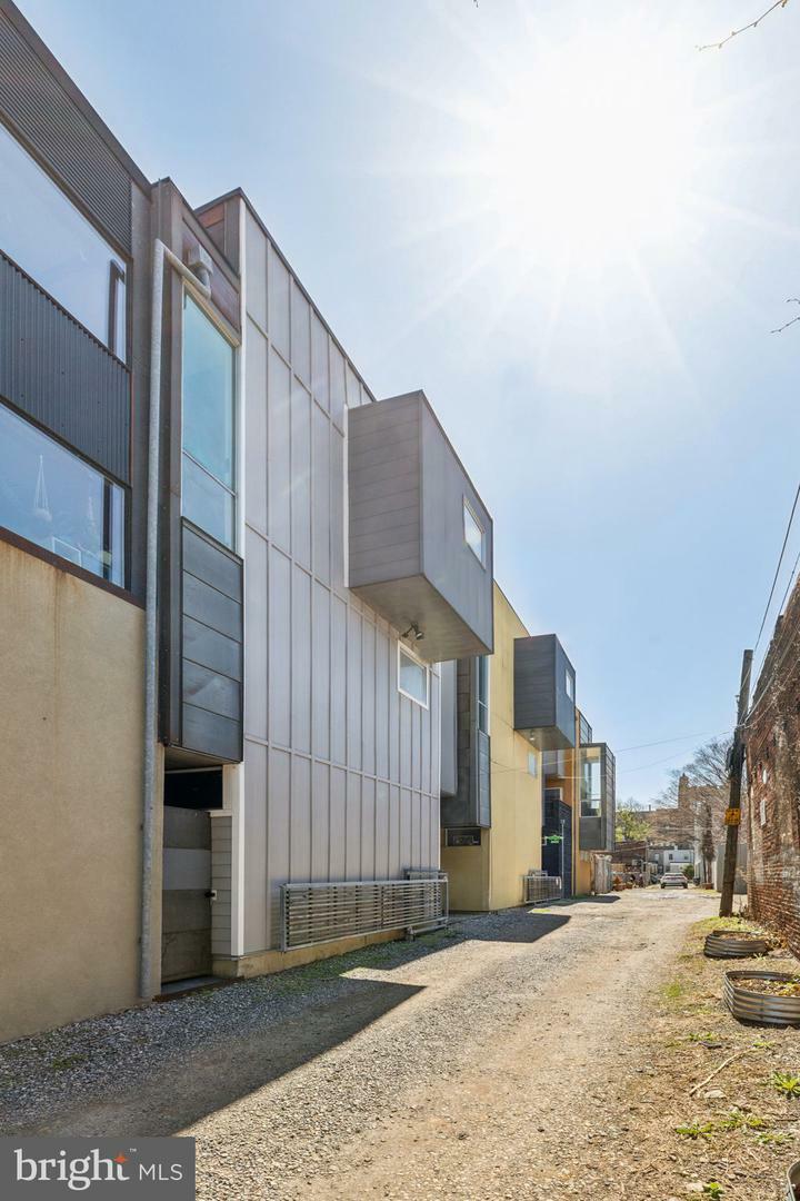 Property Photo: 1342 E Berks Street C PA 19125