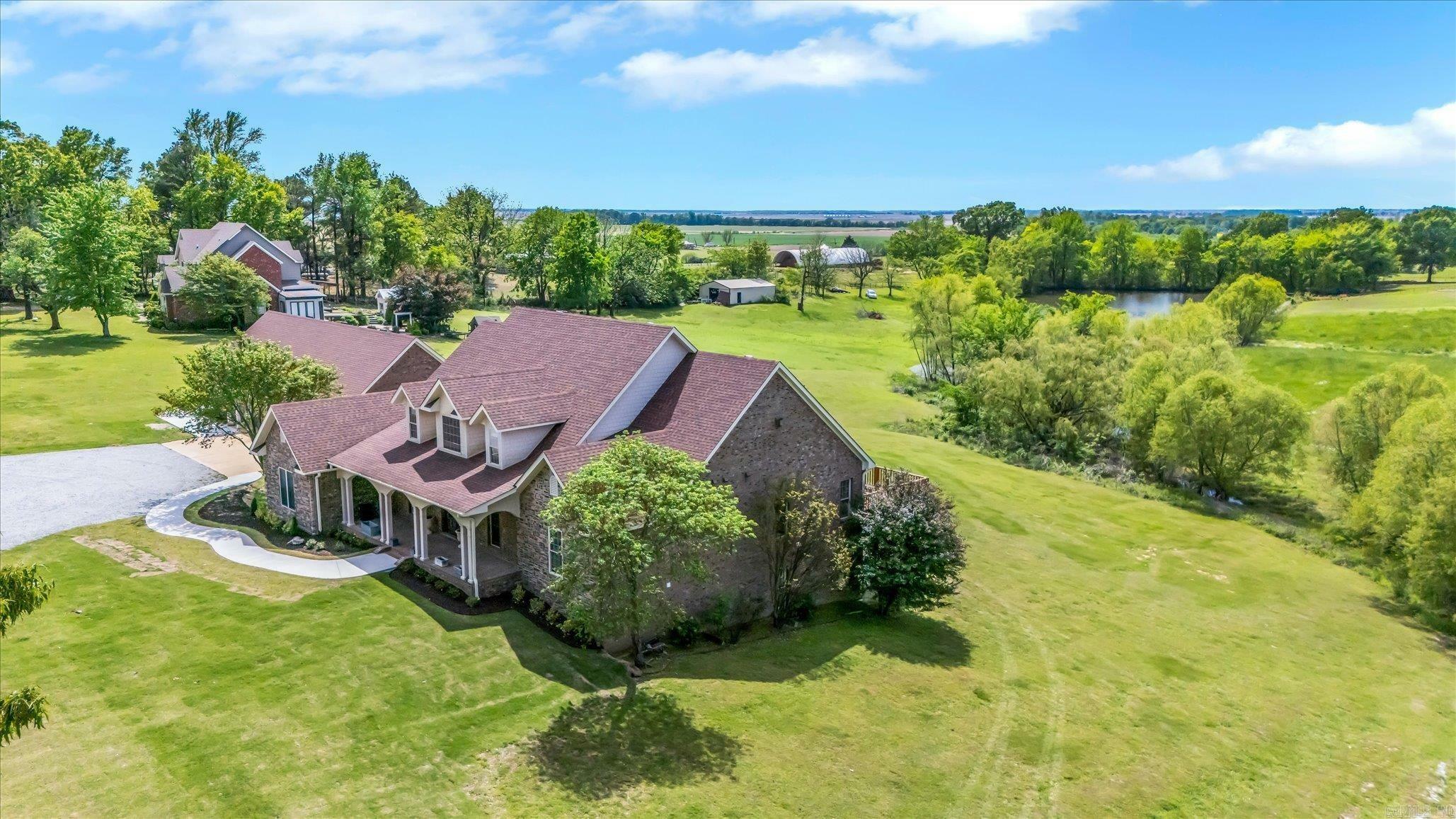 Property Photo: 212 County Road 107 AR 72404
