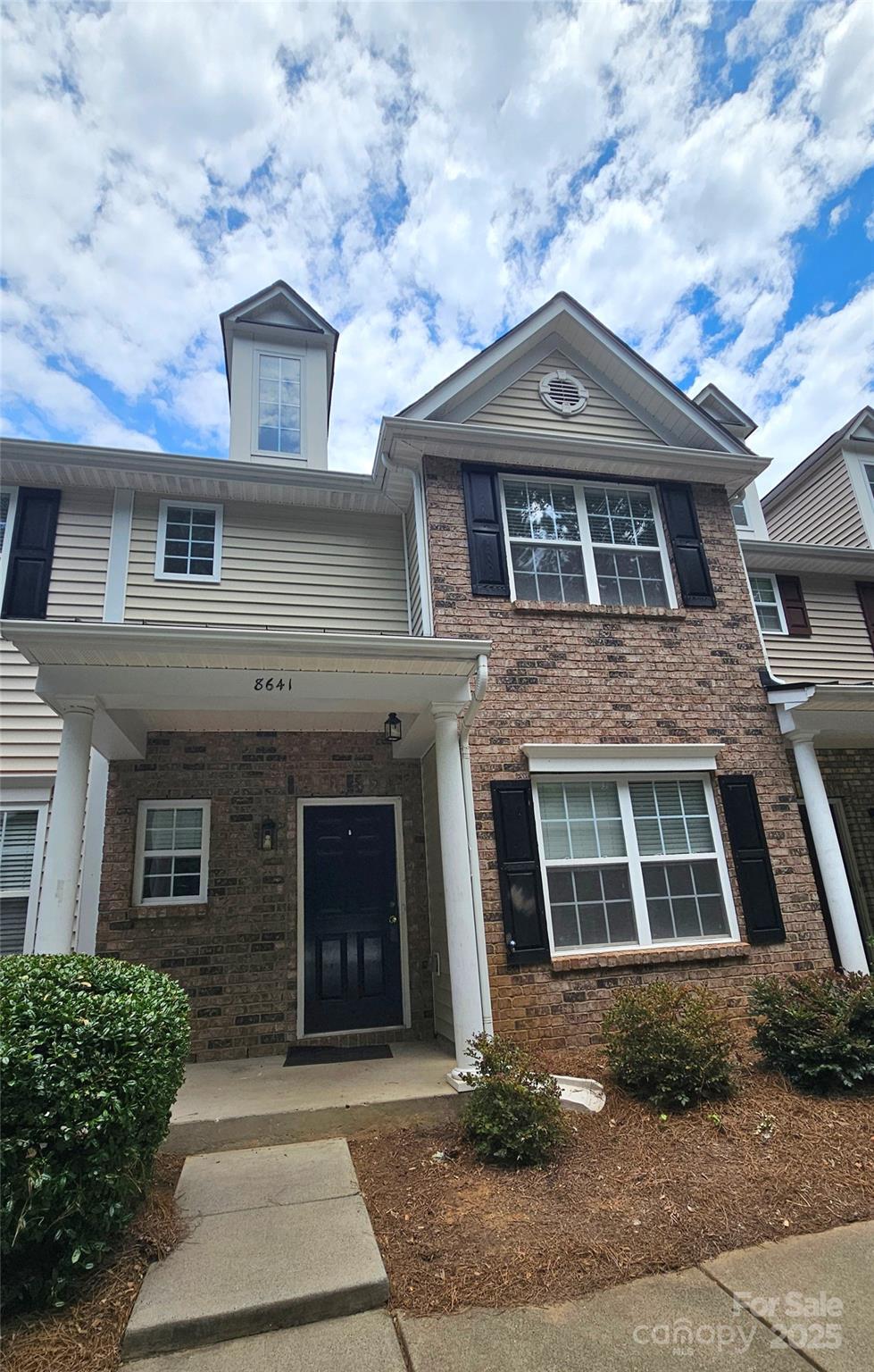 Property Photo:  8641 Wandering Creek Way  NC 28227 